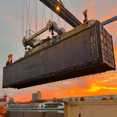 Première vague réussie pour Blue Paper : le transport fluvial de nos bobines est prêt à prendre le large !